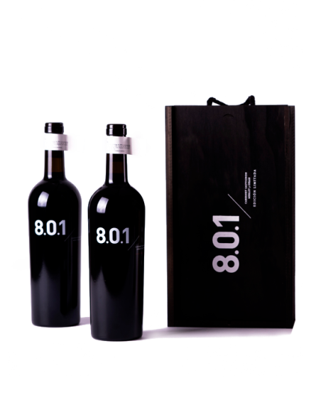 8.0.1 Edición limitada – Estuche premium con dos botellas 750 ML