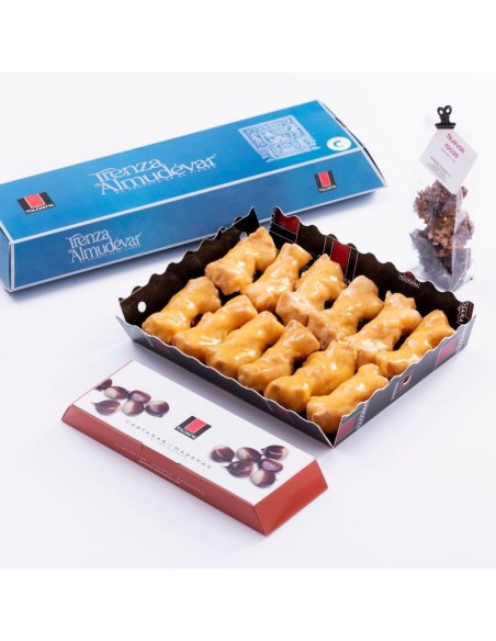 Pack especial Tolosana: 1 Trenza de Almudévar, 1 Caja de Castañas de Mazapán, 1 Caja de 12 Lacitos de Yema y 1 Bolsa de Rocas